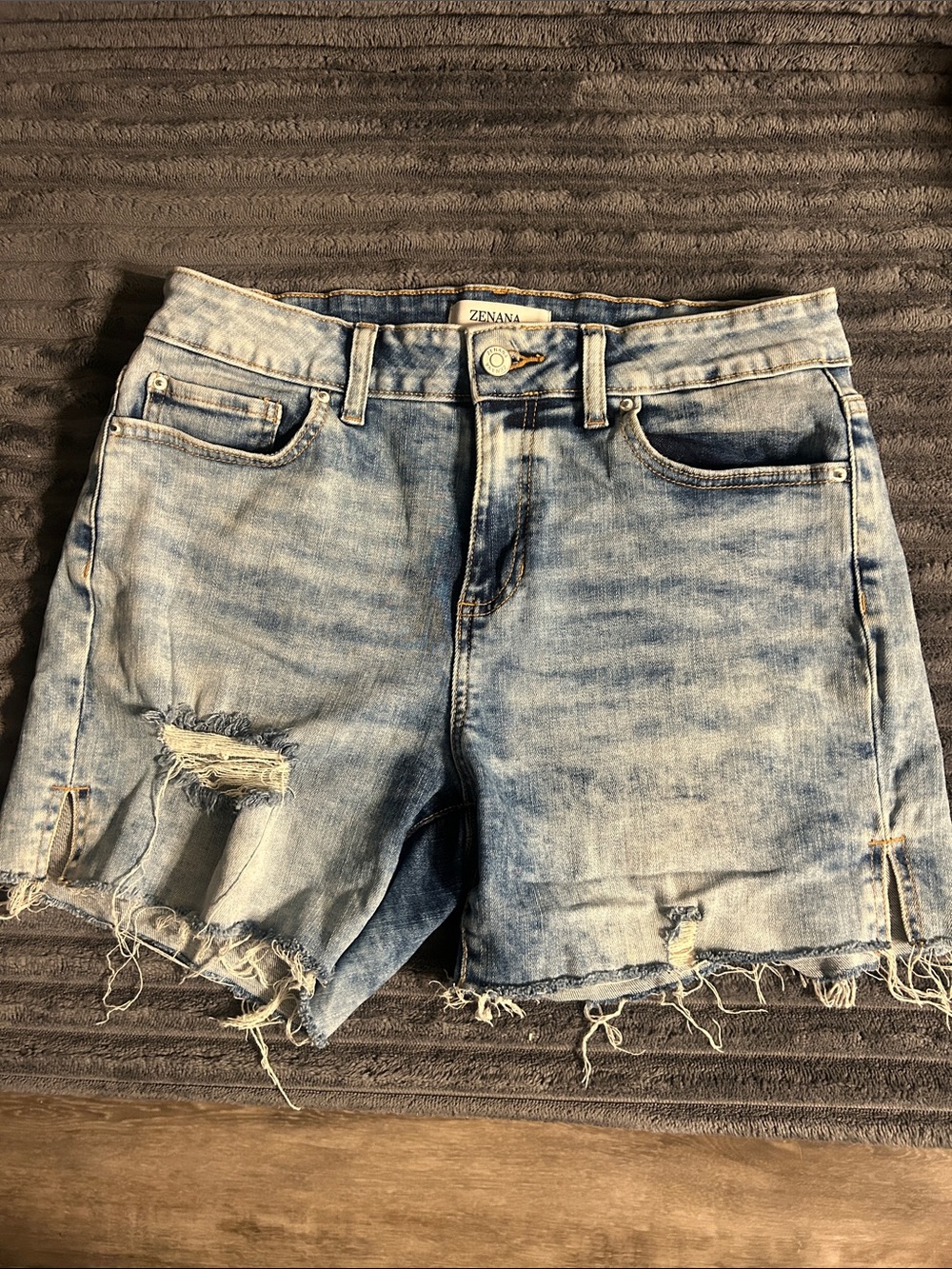 Zenana Outfitters Light Wash Distressed Denim Shorts